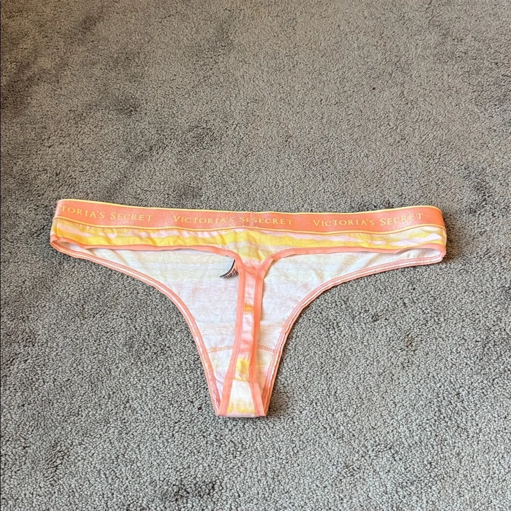 Victoria’s Secret Tie Dye Vanilla Dream White Cotton Logo Thong Panty SIZE XXL